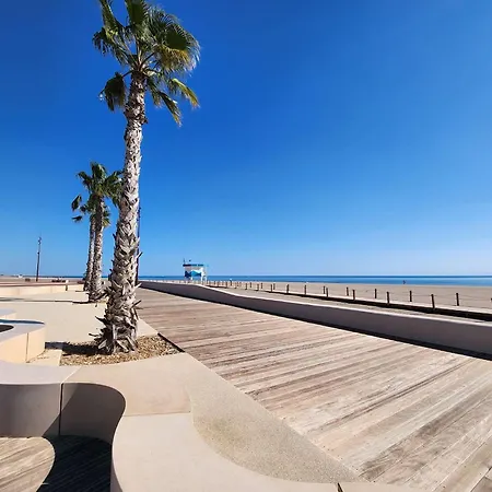 4 Pieces Pour 6 Personnes Avec Terrasse, Jardin, Garage Et Wifi A - Fr-1-409-136 Narbonne-Plage